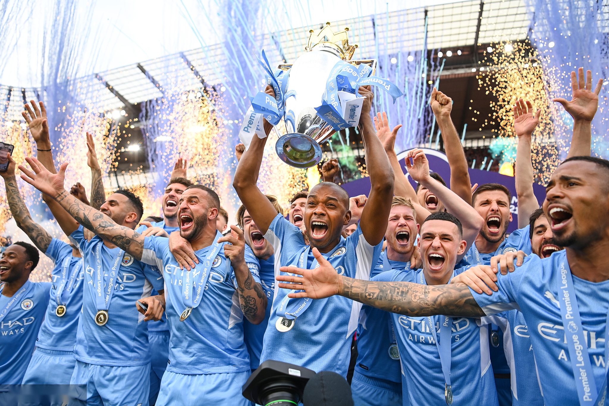 强度较高的 强度较高的