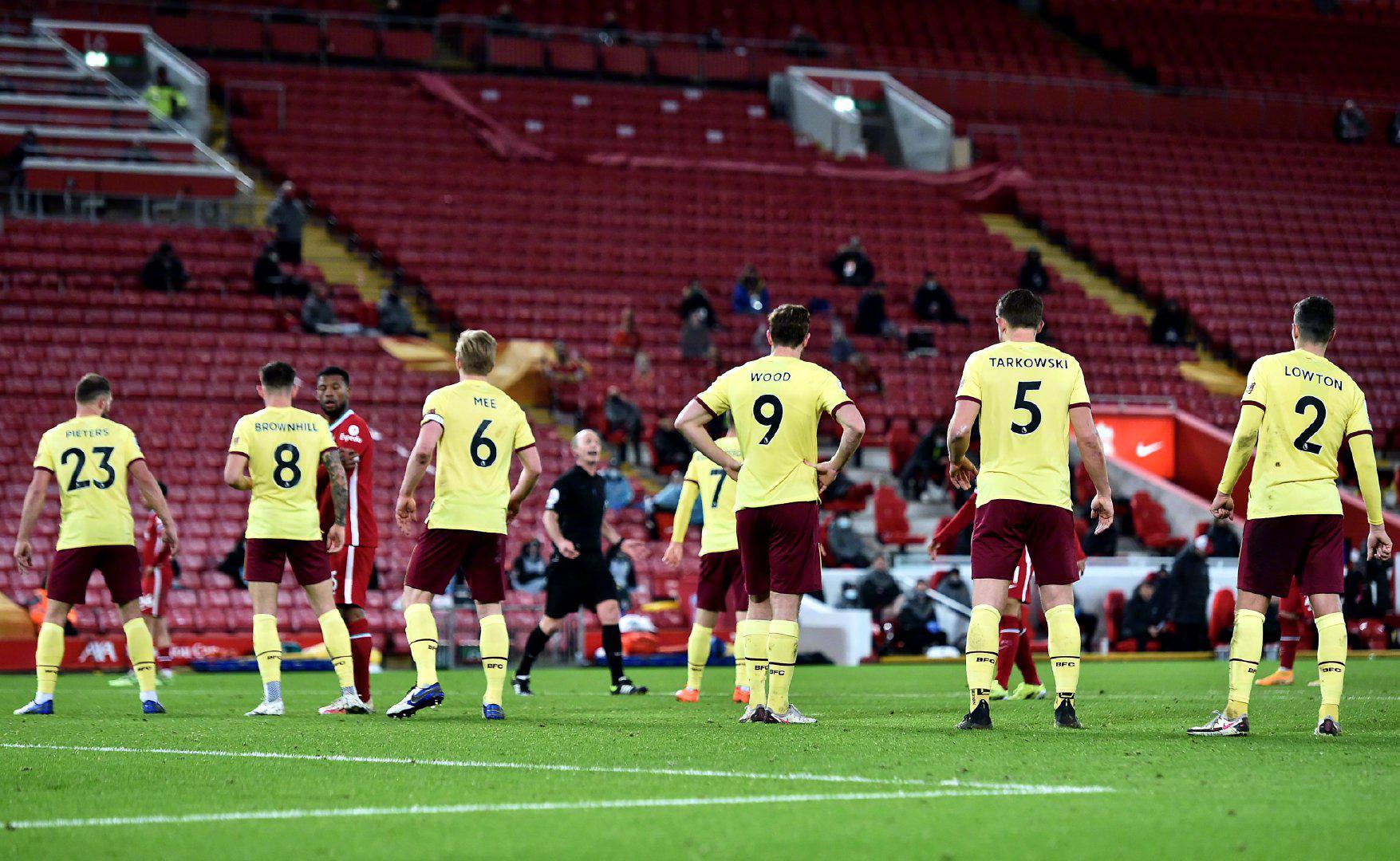 他不仅通过 他不仅通过